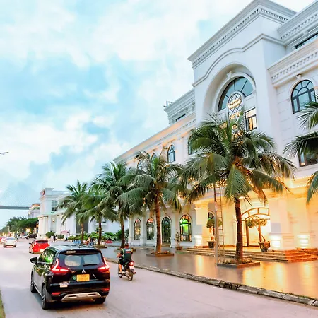 New Ha Long Hotel