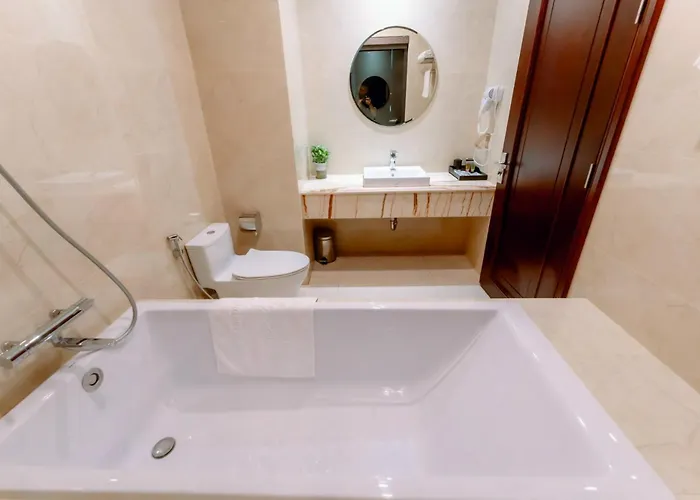 Hotel New 3*