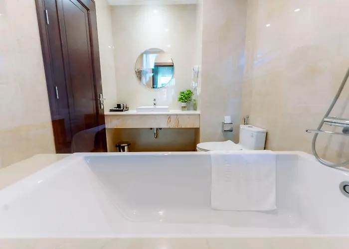 Hotel New 3*